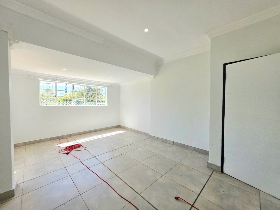 4 Bedroom Property for Sale in Noordhoek Free State